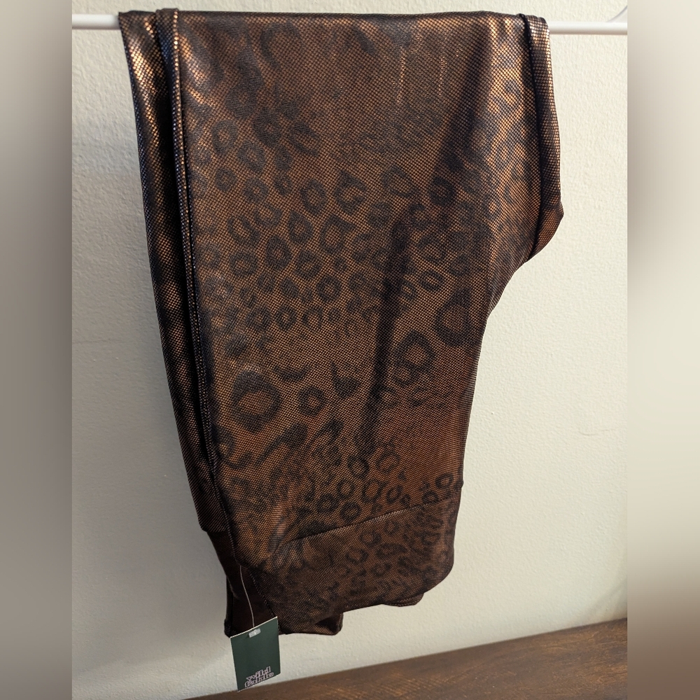 Wild Fable Metallic Animal Print Leggings NWT Women's Large